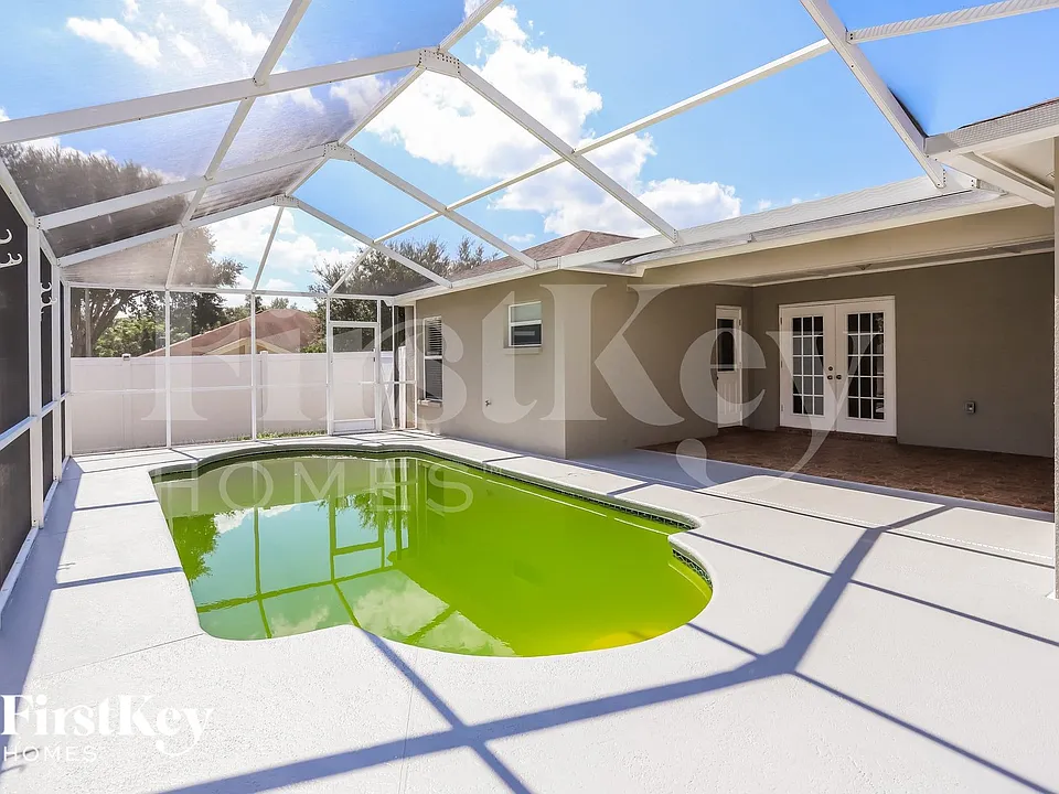 4501 Compass Oaks Dr