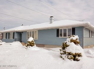 19037 Burnham Ave, Lansing, IL 60438