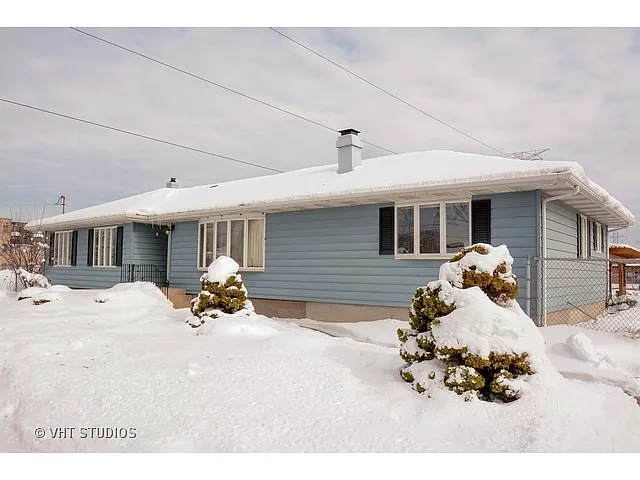 19037 Burnham Ave photo 1
