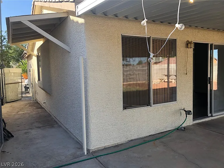 916 Clubview Dr — Photo 35