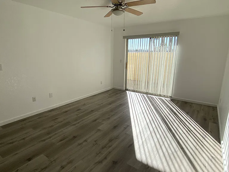 1123 Ramar Road — Photo 12
