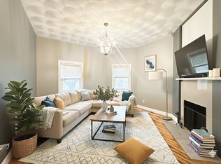 124 Almy St APT 1B, Providence, RI 02909