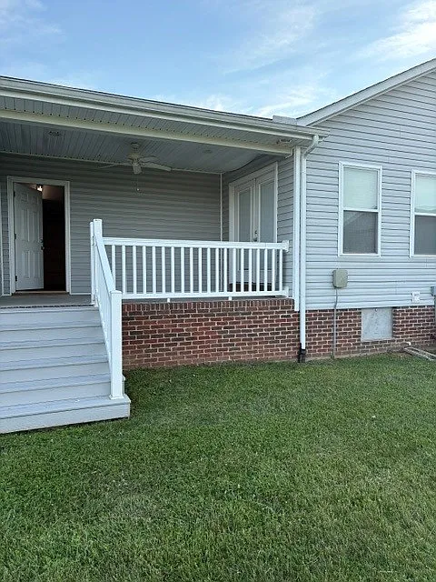 Building Photo - 1548 Thurman Rd #B