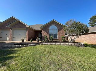 1028 Craig Cir, Ridgeland, MS 39157