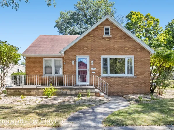 1396 S 6th Ave, Kankakee, IL 60901