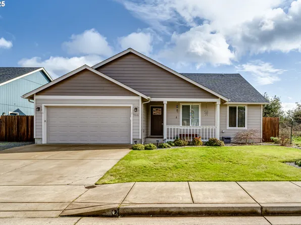 966 Creswood Dr, Creswell, OR 97426