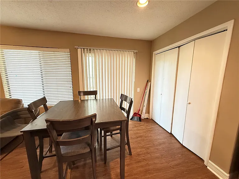 1609 Lemon Tree Ln — Photo 7