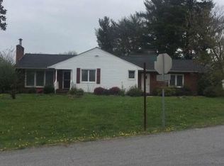 2643 Gaylord Rd, Roanoke, VA 24018