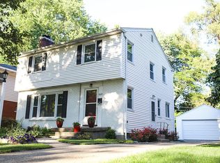 1622 Plymouth Ave SE, Grand Rapids, MI