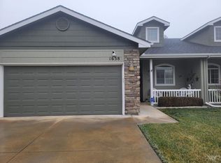 1638 W Raincrest Dr, Meridian, ID 83642