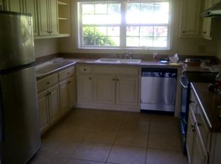 490 Holly Dr, Gainesville, GA