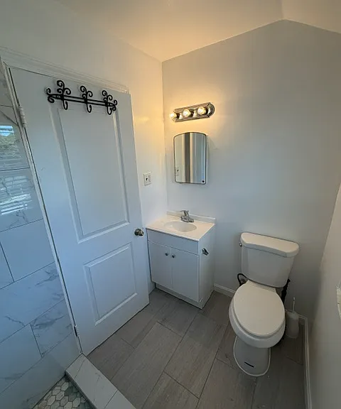 639 Emerson St NE — Photo 22