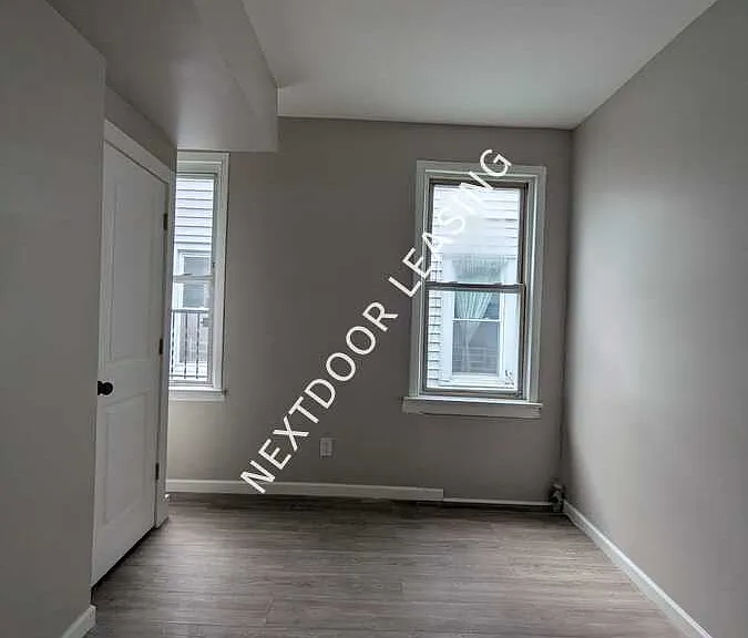 241 Duncan Ave #5M — Photo 5