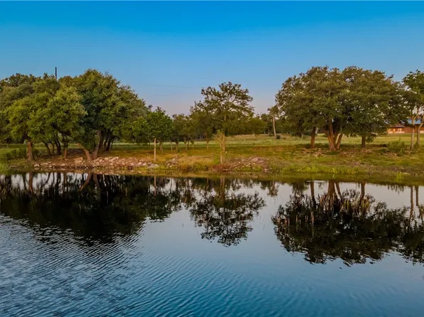 3259 Schumann Rd, Stonewall, TX 78671