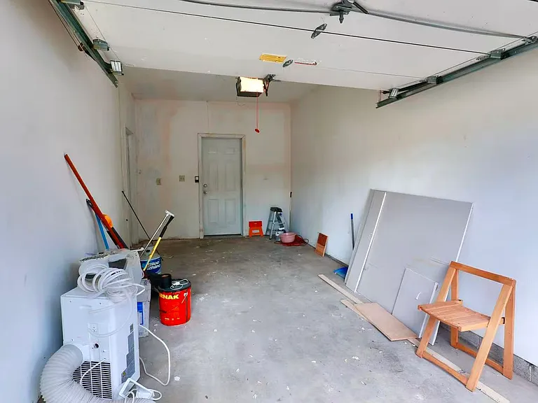 621 N 10th St #1 — Photo 3