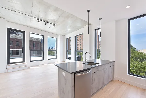 Rented by Compass | media 23