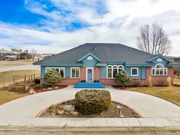 17 10th Ave NE #17, Choteau, MT 59422