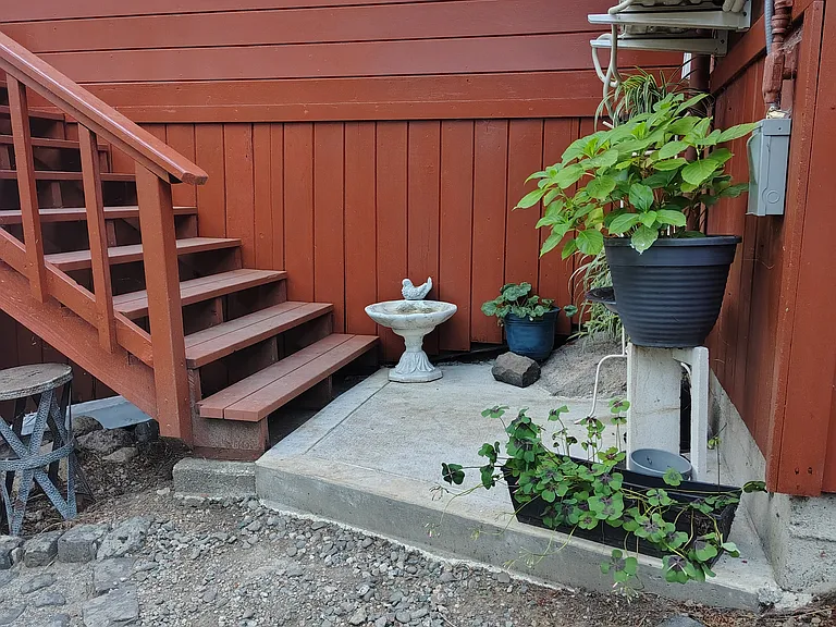 9921 Lukes Rd — Photo 4