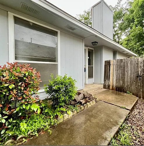 2114 Redwing Way Photo 1