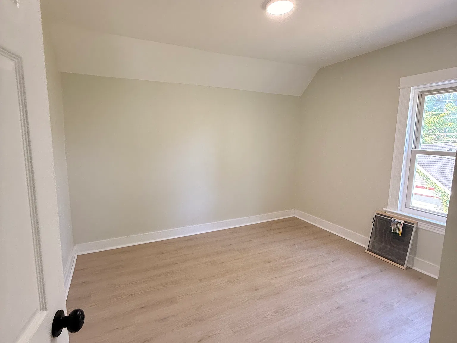 3 bed, 1238 sqft, $2,250 — Photo 3