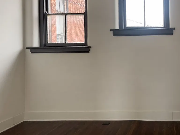 516 Berry St #201 — Photo 7