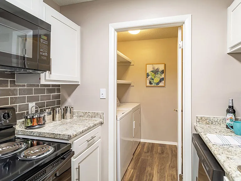 Kessler Point Apartment Homes — Photo 35