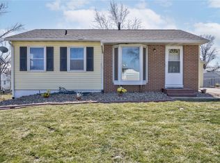 3201 Pebble Dr SW, Cedar Rapids, IA 52404