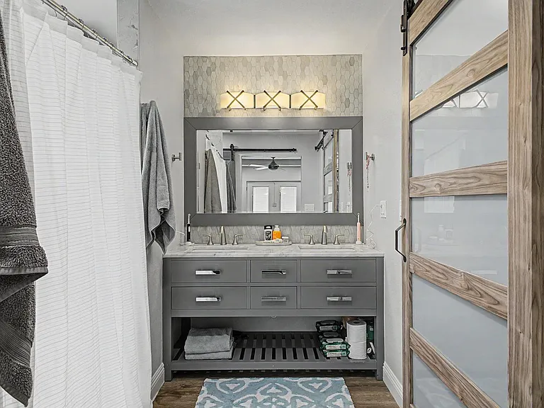 6315 E Delcoa Ave — Photo 32