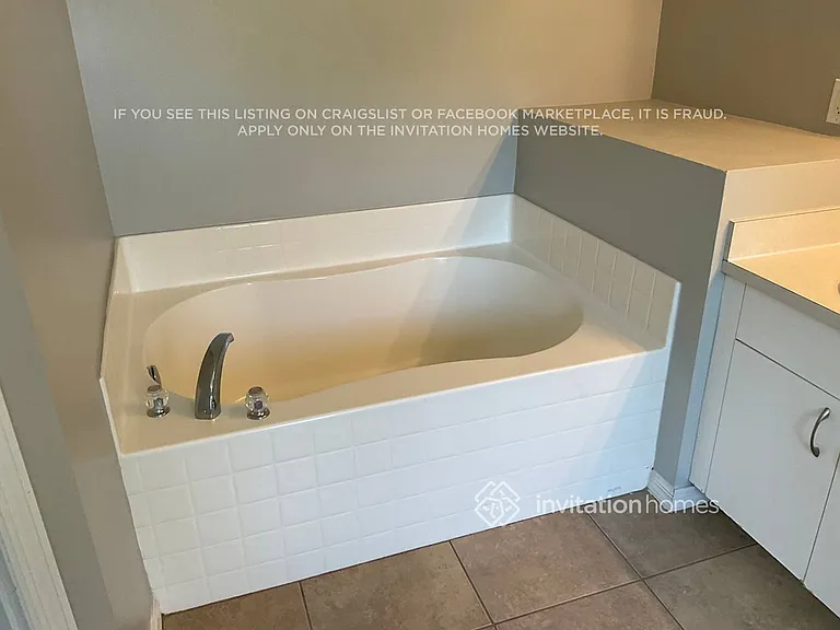 802 Autumn St SE — Photo 15