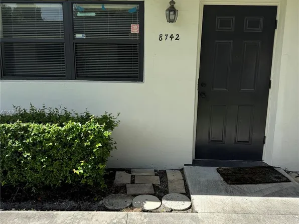8742 SW 145th St #8742, Miami, FL 33176