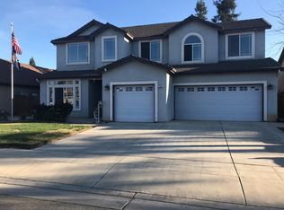 2768 Rall Ave, Clovis, CA 93611