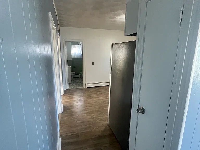 19 Chestnut St #1 — Photo 6