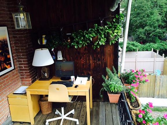 5th image of 833 Lombard St APT 2B