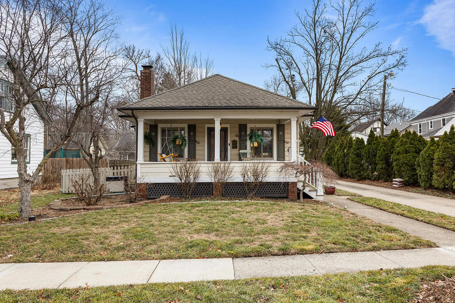 306 N Edwin St photo 1