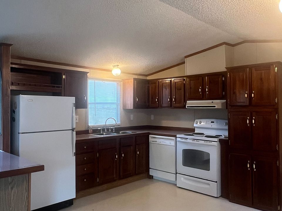 1st image of 5000 Riverchase Dr Lot 32