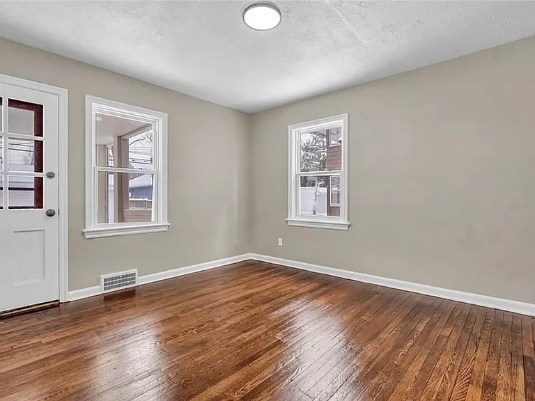 13614 Cedar Rd #DOWN — Photo 10