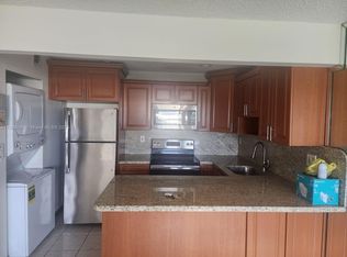 1820 W 53rd St APT 403, Hialeah, FL 33012