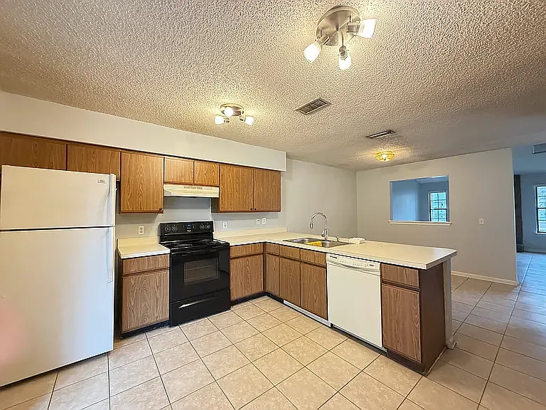 5201 Denaud Ct #1 — Photo 4