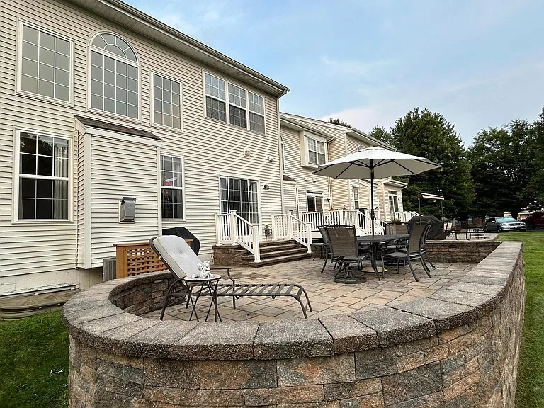 19 Wharton Dr — Photo 41