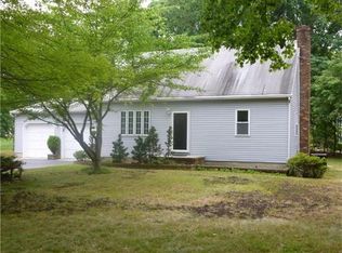 135 Hardenburg Ln, East Brunswick, NJ 08816