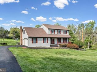 155 Freedom Valley Cir, Coatesville, PA 19320