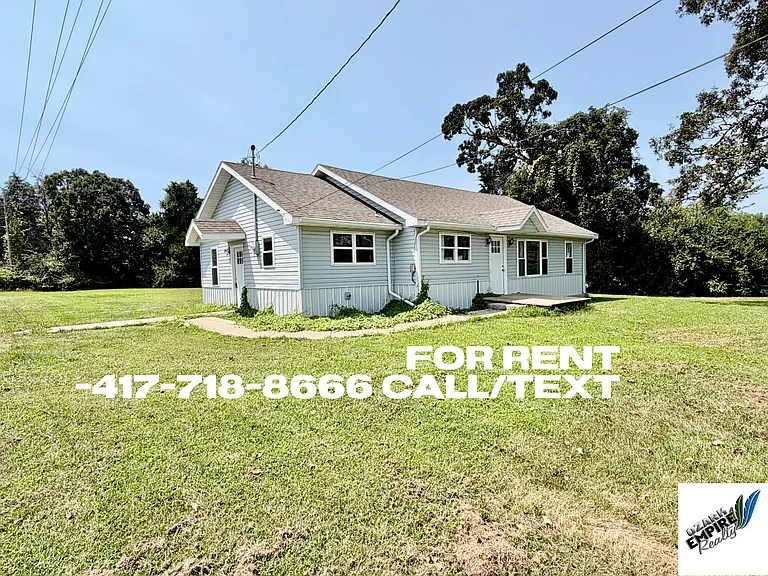 1100 Millcreek Rd — Photo 2