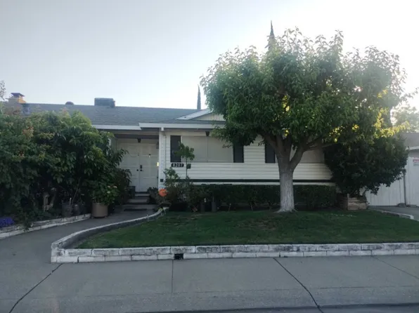 8207 Lan Ark Dr, Stockton, CA 95210