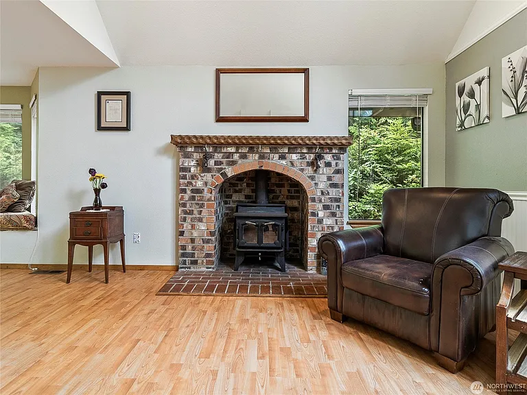2277 Big Timber Pl SE — Photo 5