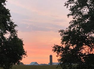 7823 Zenk Rd, Troy, IL 62294