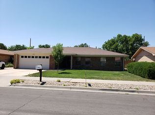 824 Agate Rd, Roswell, NM 88201
