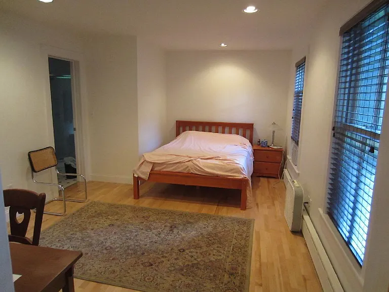 20 Madison Ave — Photo 10