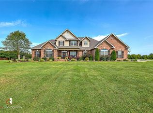 1232 Millsap Rd, Springdale, AR 72762