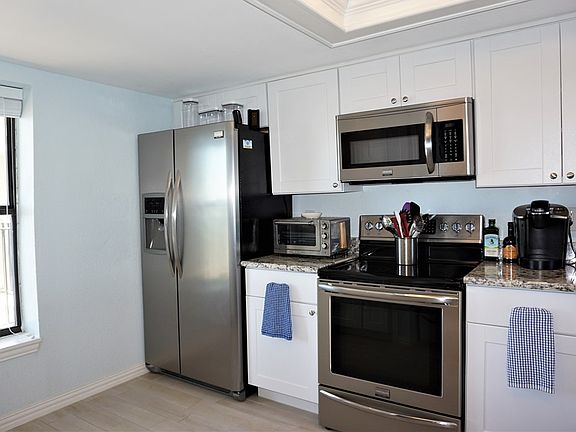 3rd image of 404 Padre Blvd #3103