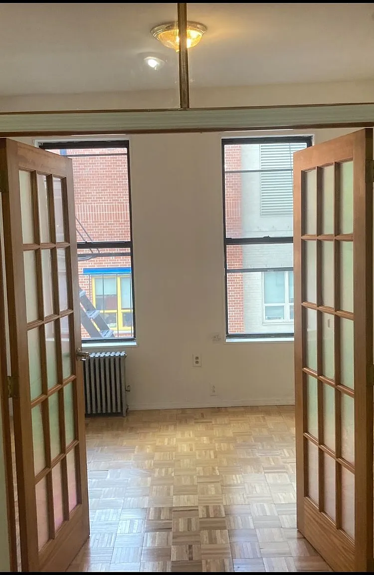 352 East 91st Street — Photo 2